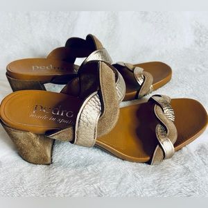 Pedro Garcia hazelnut sandals size 36. New in box.